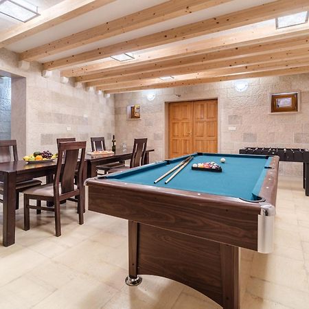 Luxury Stone Villa Nevija 2022 Private Villa ミルナ エクステリア 写真