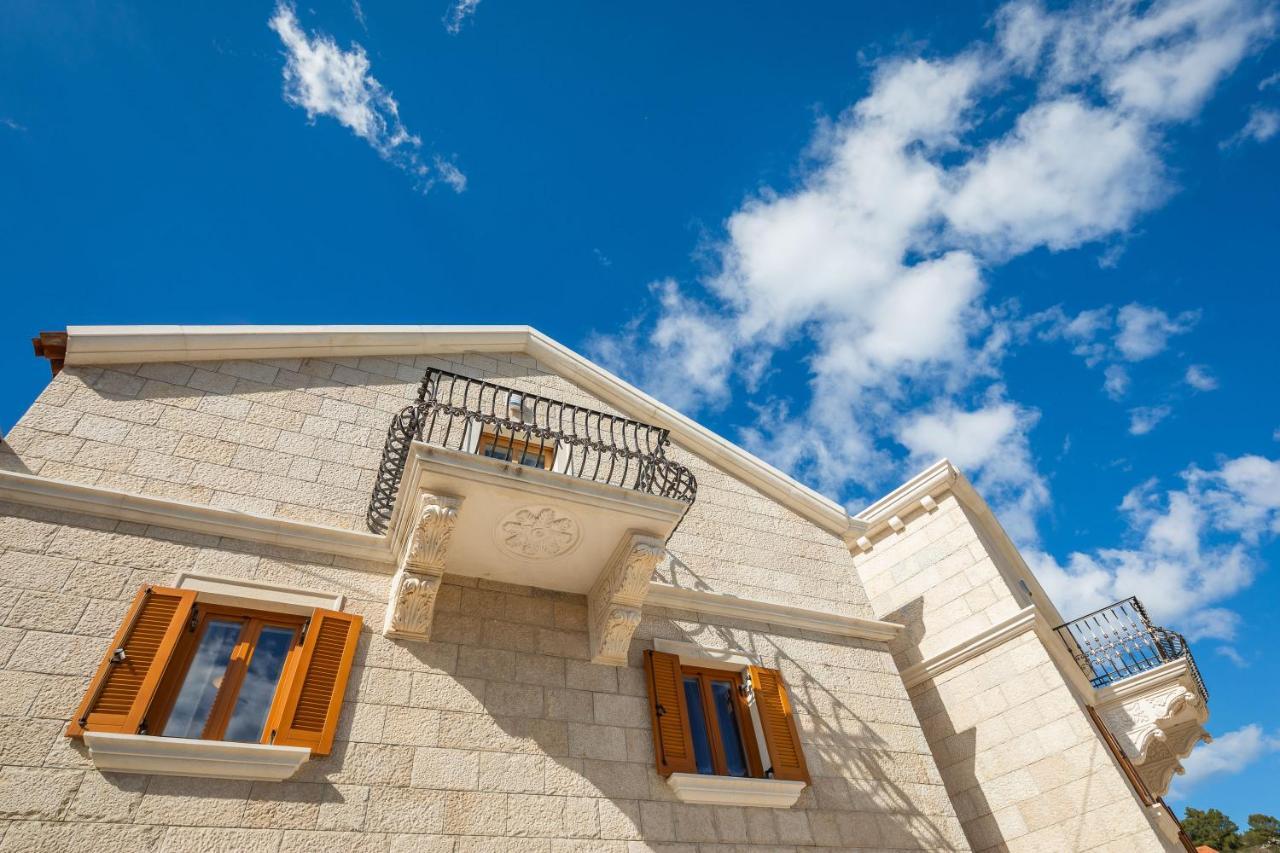 Luxury Stone Villa Nevija 2022 Private Villa ミルナ エクステリア 写真