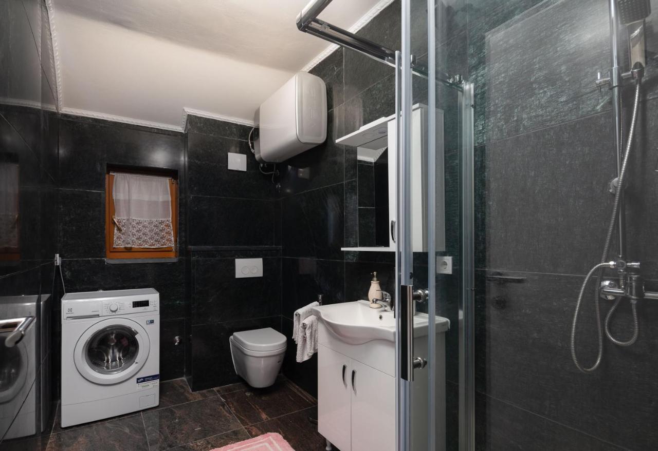 Luxury Stone Villa Nevija 2022 Private Villa ミルナ エクステリア 写真