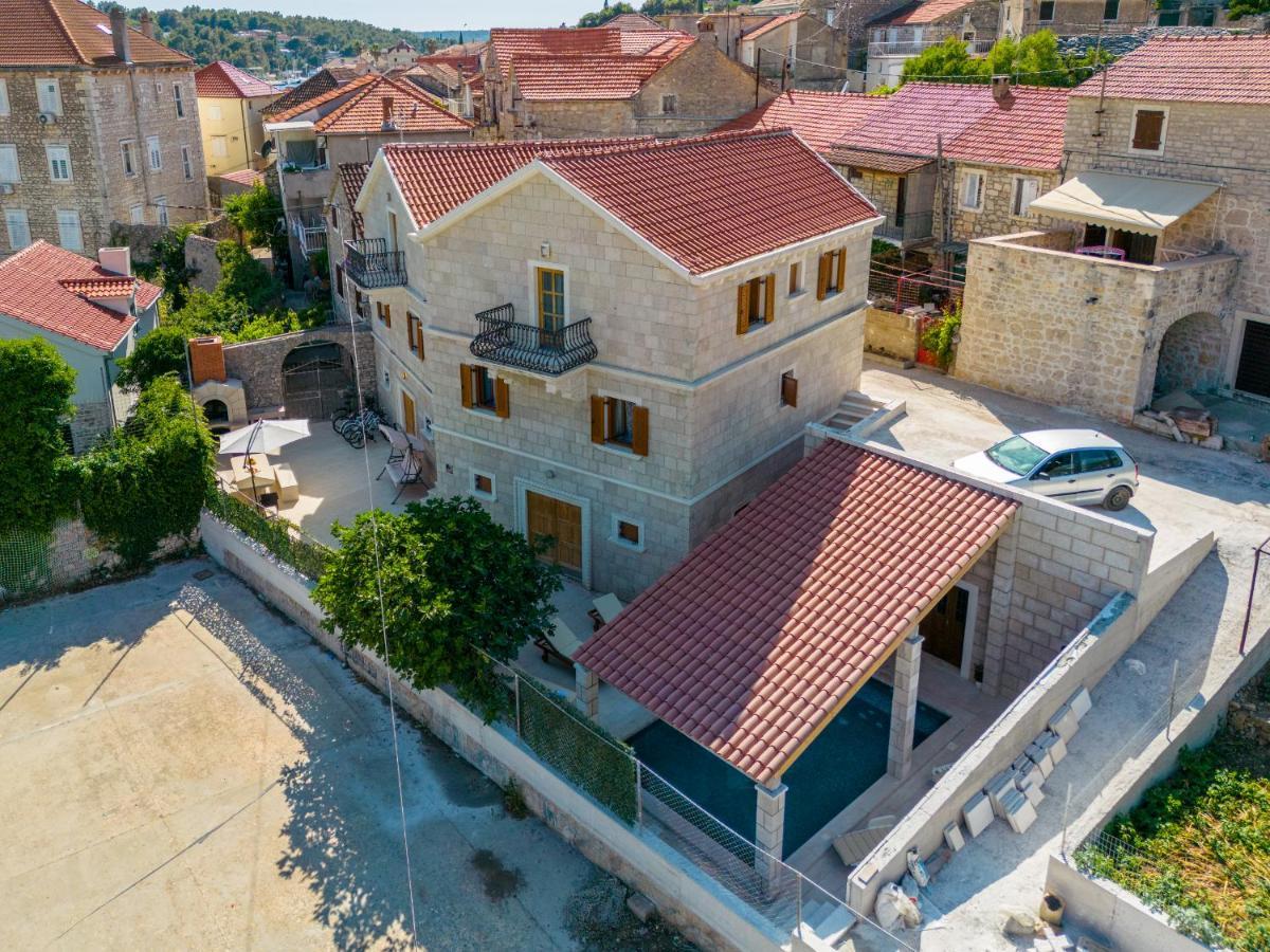 Luxury Stone Villa Nevija 2022 Private Villa ミルナ エクステリア 写真