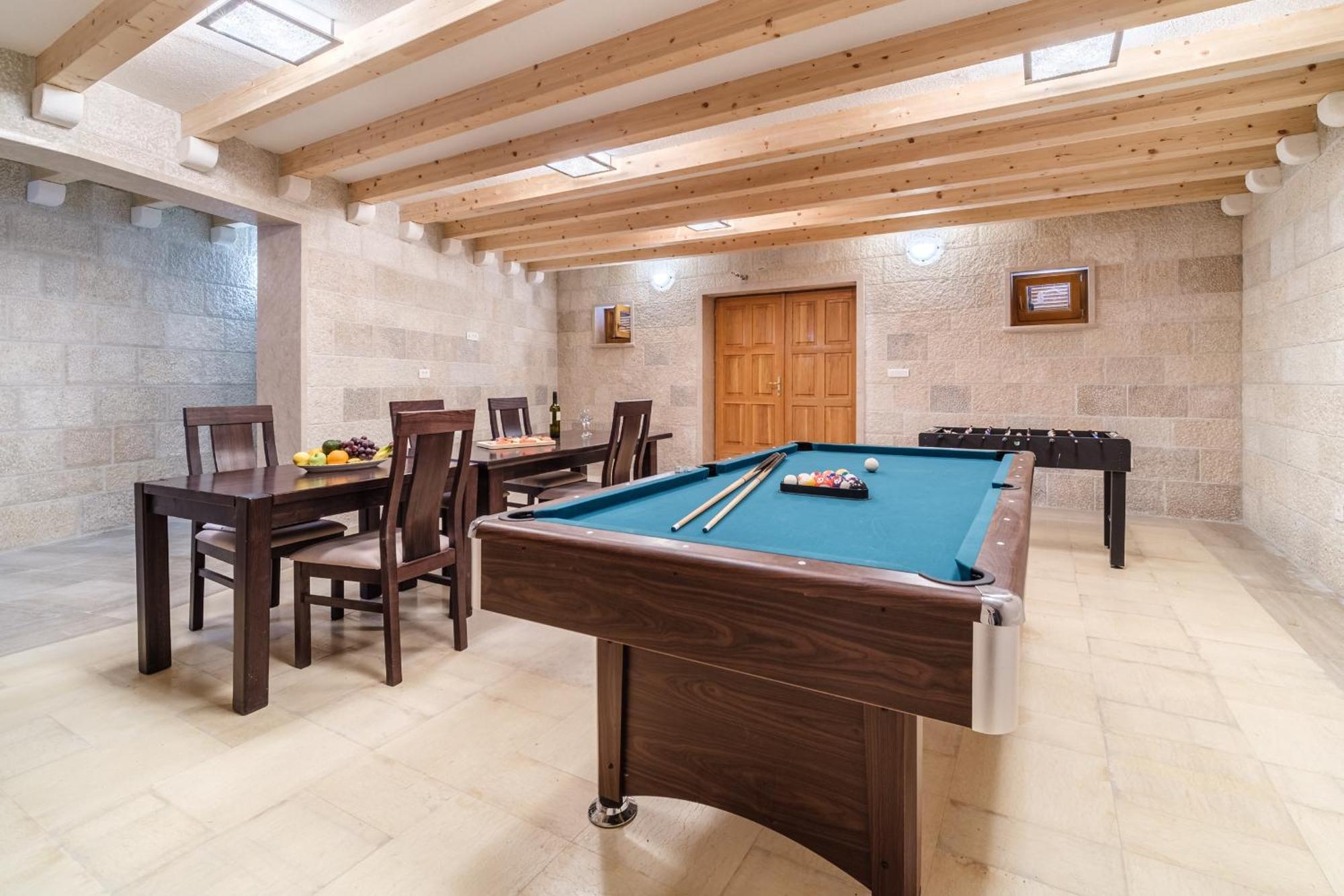 Luxury Stone Villa Nevija 2022 Private Villa ミルナ エクステリア 写真
